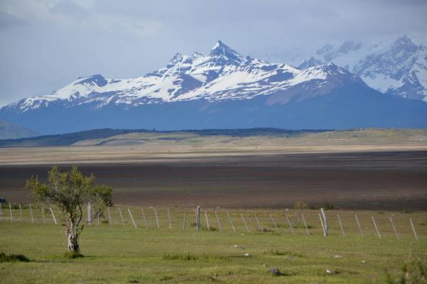 15 LA CORDILLERE DES ANDES AU LOIN 